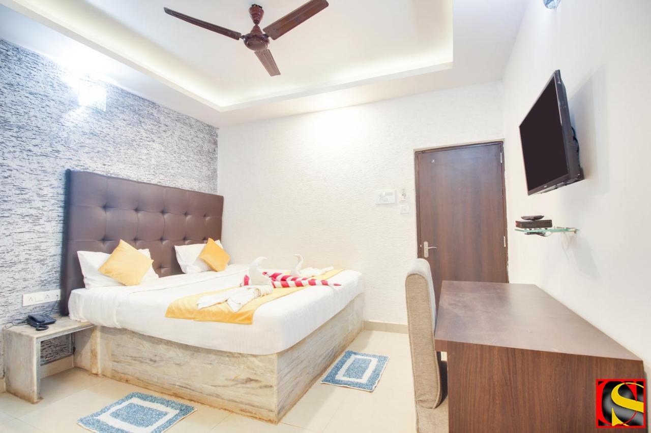Candolim Sands Otel Dış mekan fotoğraf
