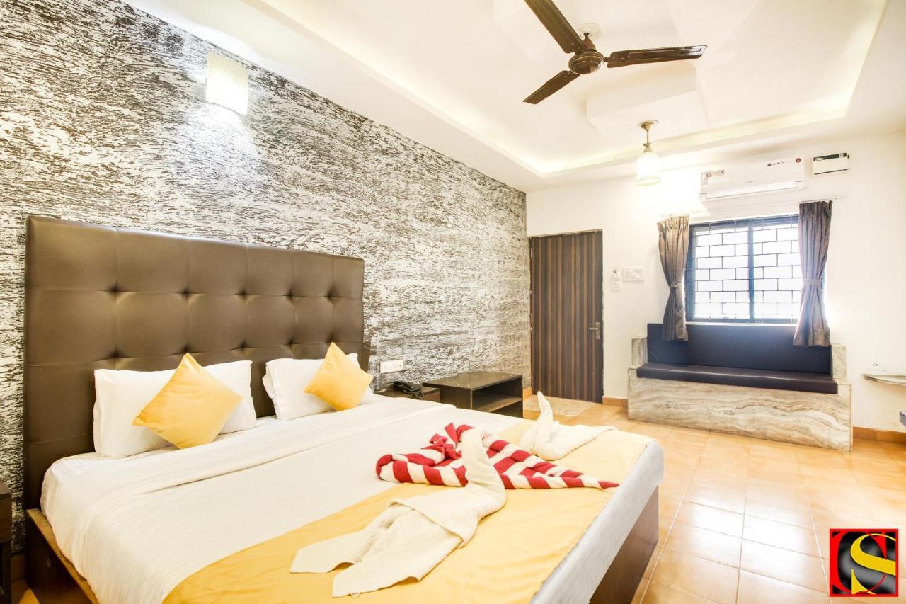 Candolim Sands Otel Dış mekan fotoğraf