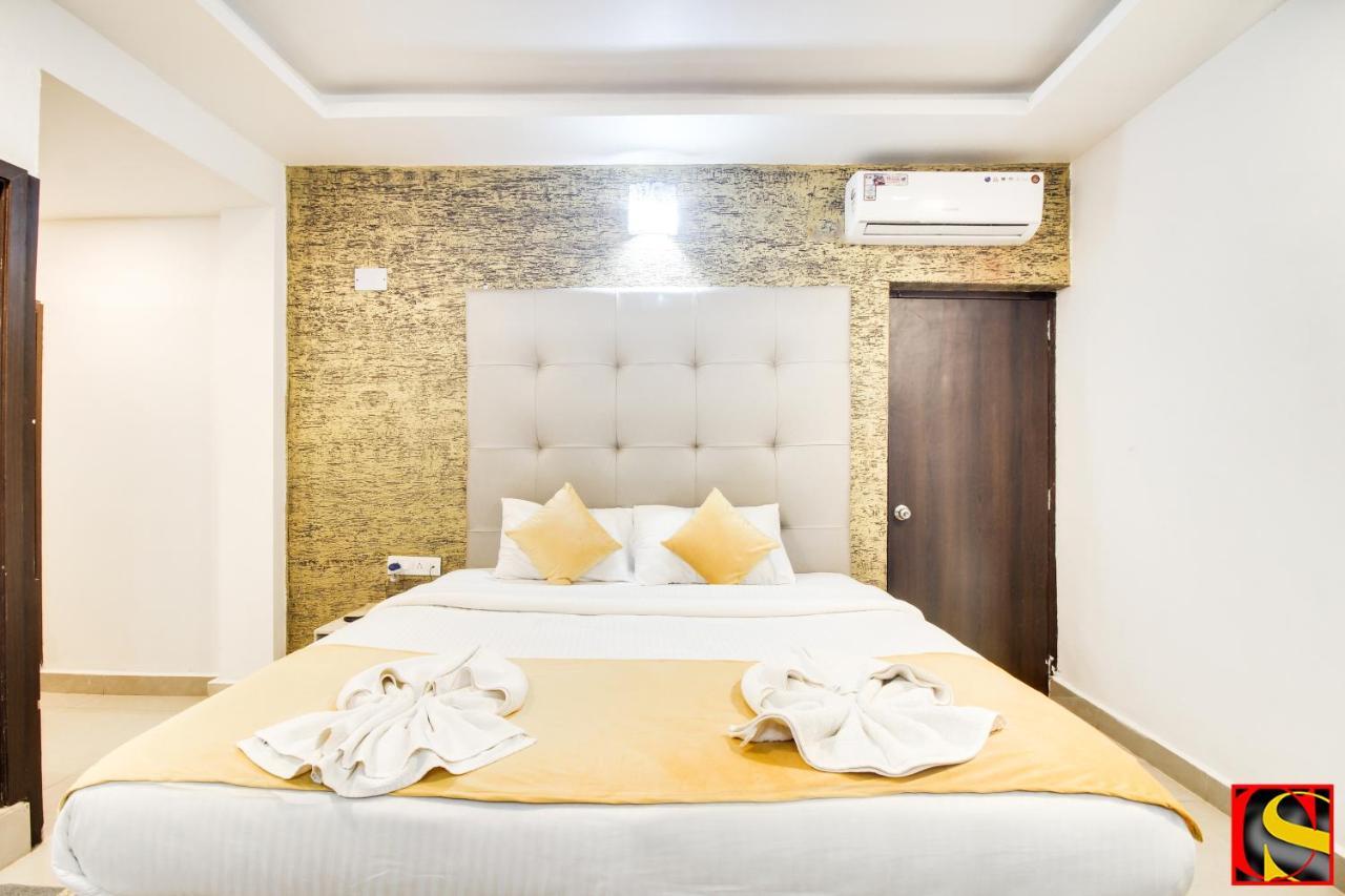 Candolim Sands Otel Dış mekan fotoğraf