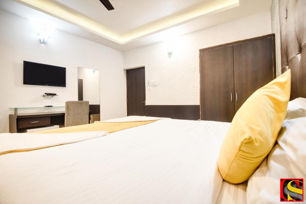 Candolim Sands Otel Dış mekan fotoğraf